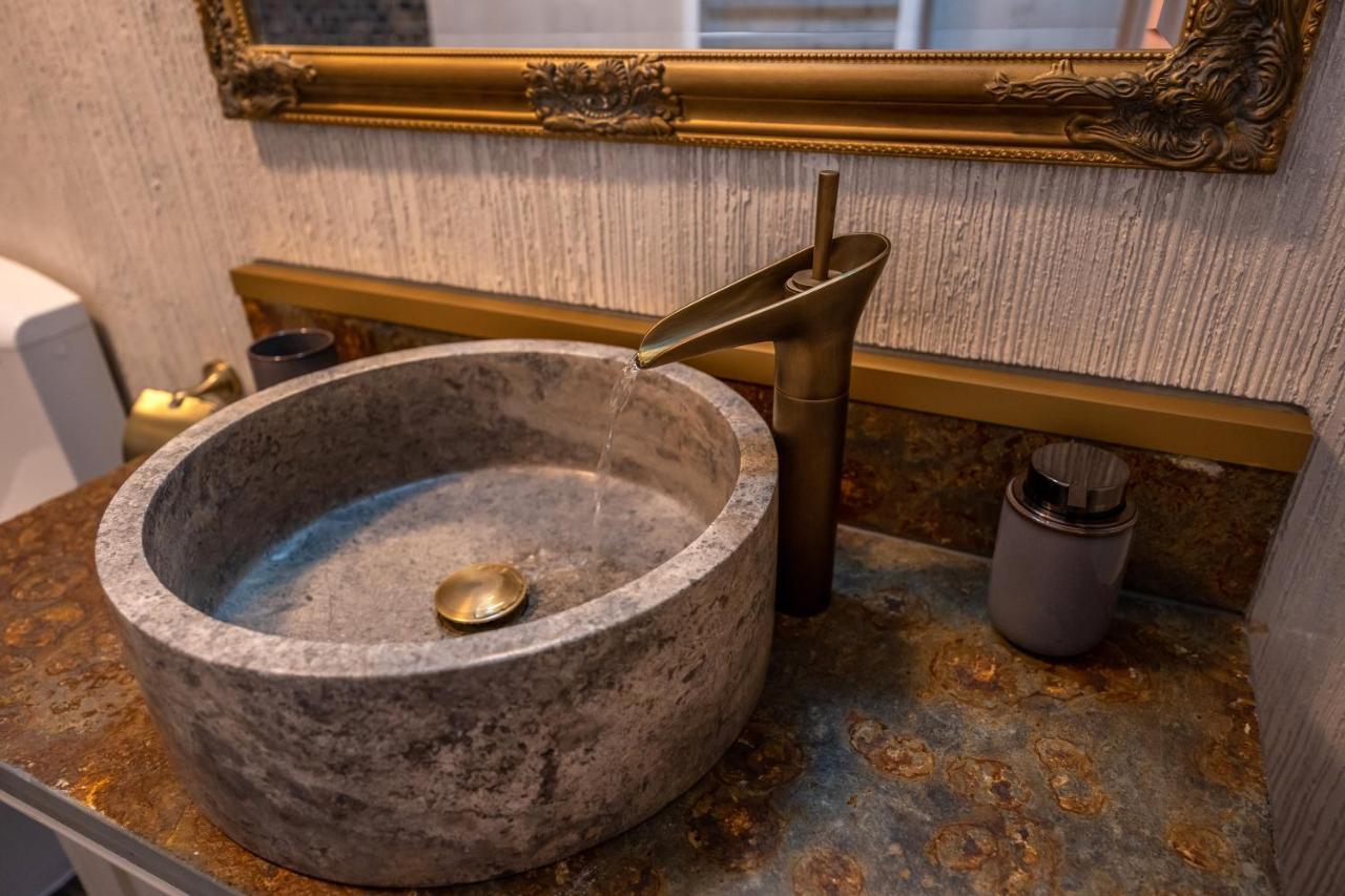 Central Park Apartment Sighisoara Ngoại thất bức ảnh